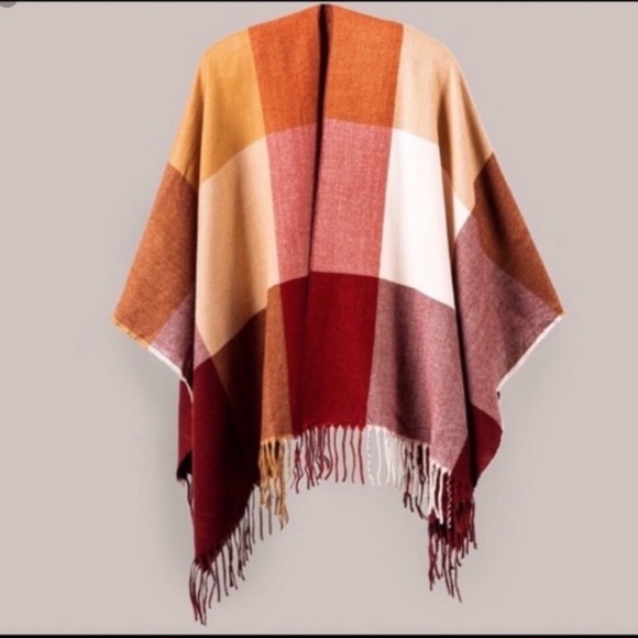 SIIZU Causebox Jackets & Blazers - SIIZU Caftan Poncho from Causebox. 100% Viscose. New without Tags.3J